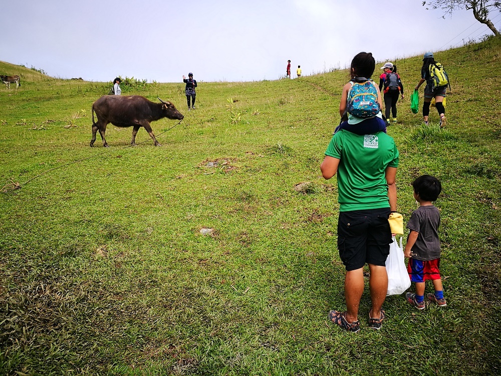 Mount Mago: Boundary Climb (Danao, Carmen and Tuburan) with Kids | Hey, Miss Adventures!